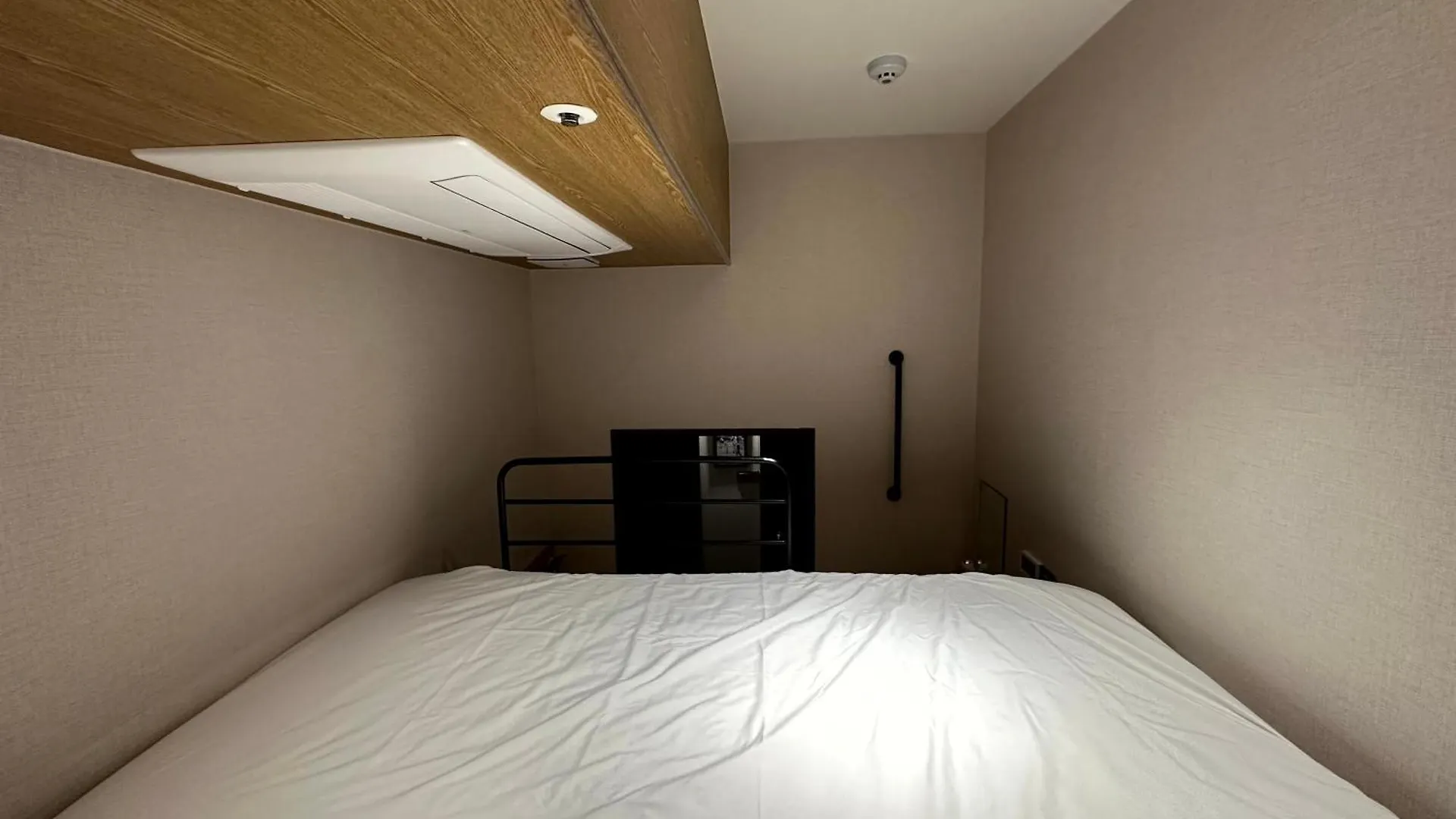 Nomad Live Hostel Busan 0*,
