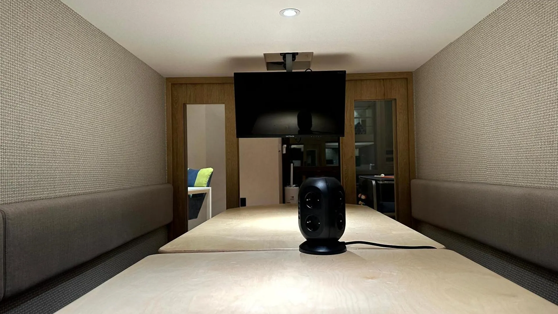 Nomad Live Hostel Busan
