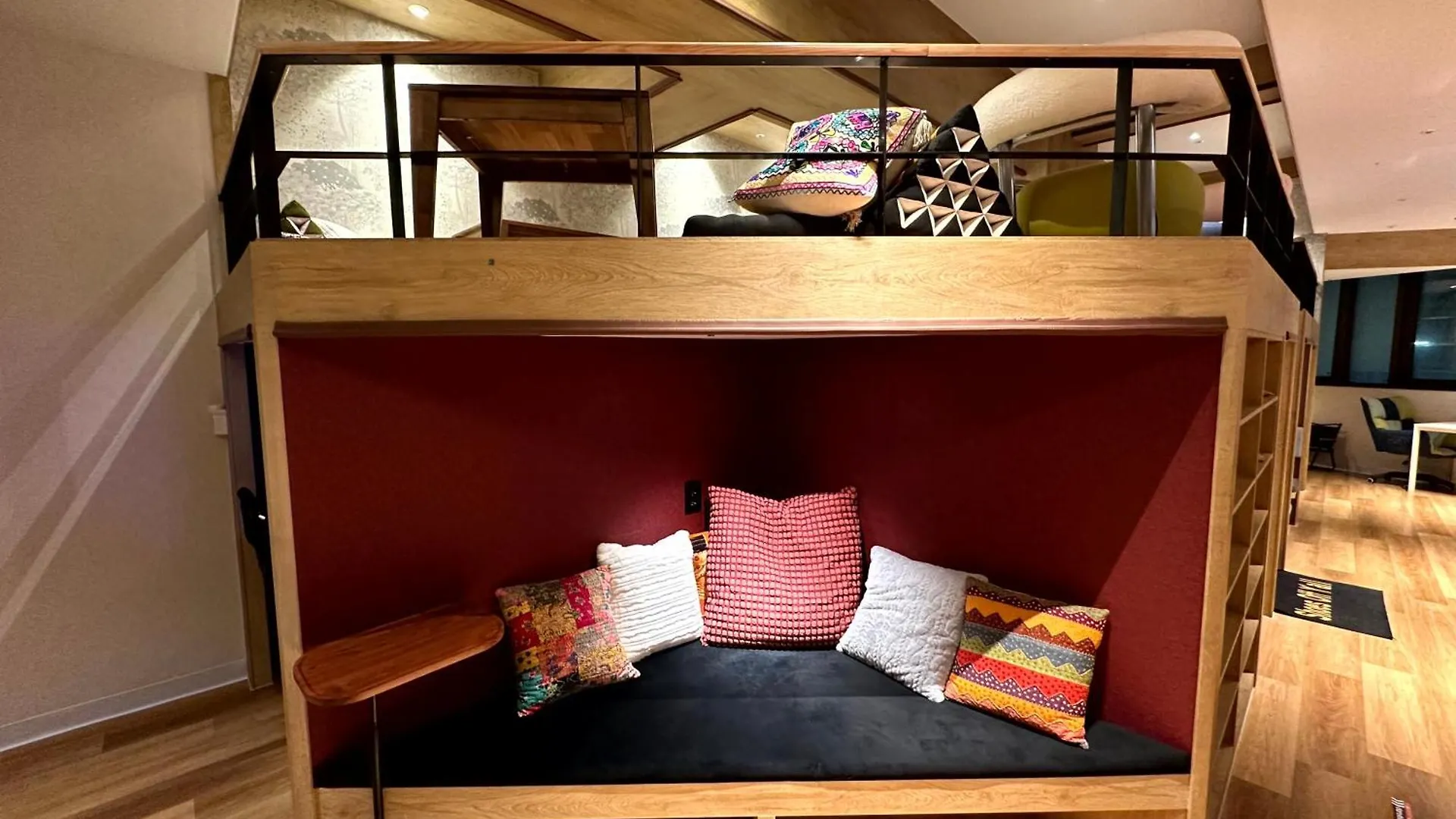 Nomad Live Hostel Busan